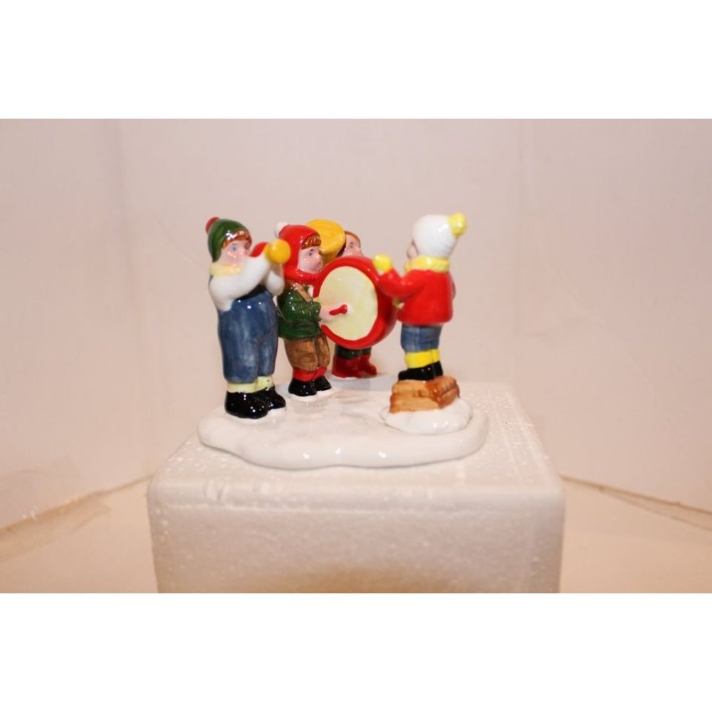 Dept 56 Snow Village - Children in the Band